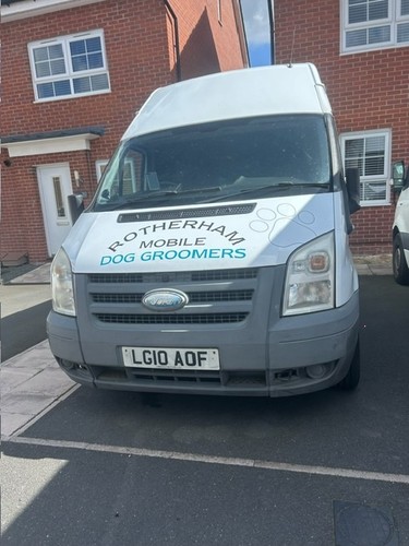 Dog grooming van - 2010, ford