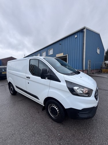 Ford transit custom leader - transit,